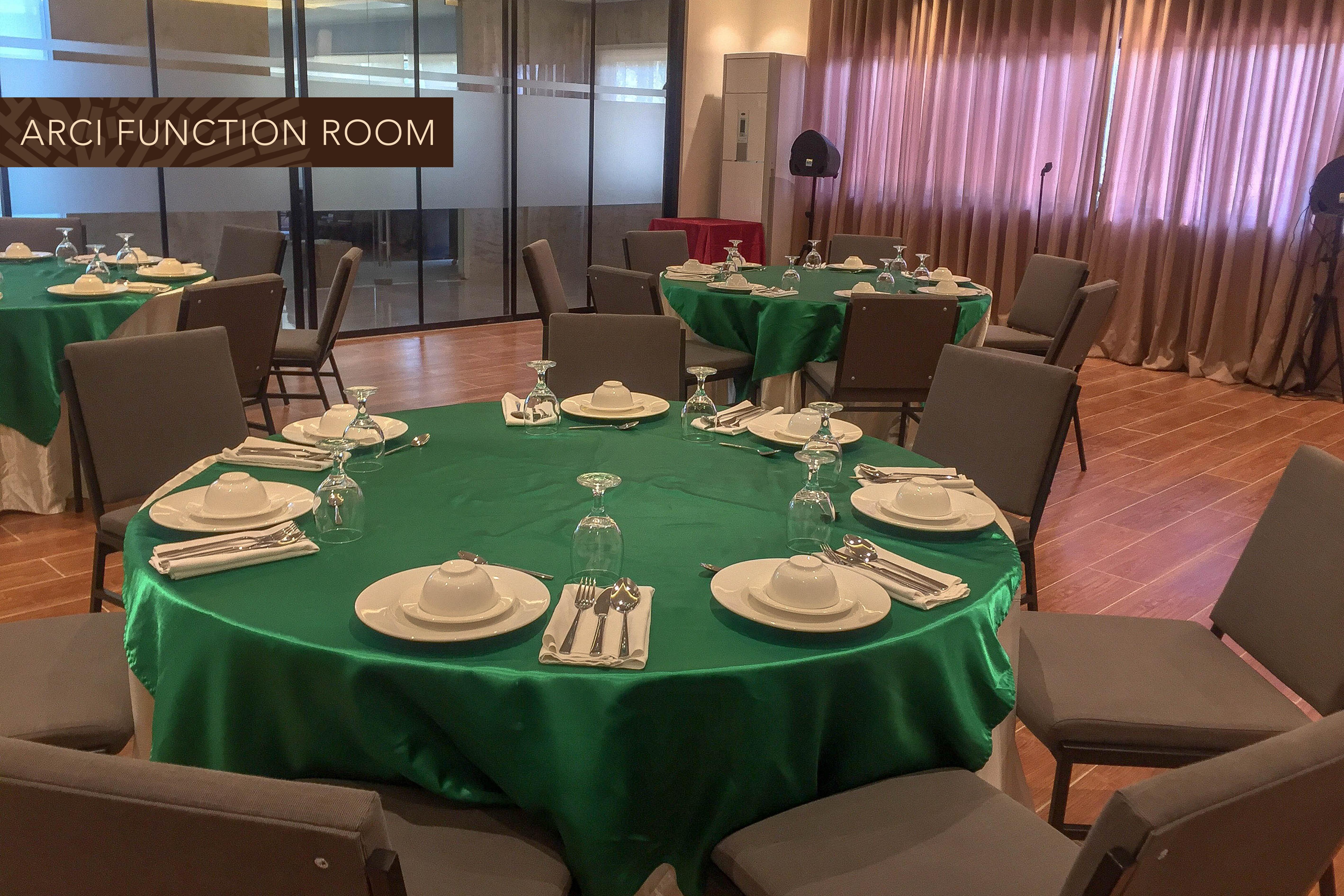 Acacia Hotel Баколод Екстер'єр фото