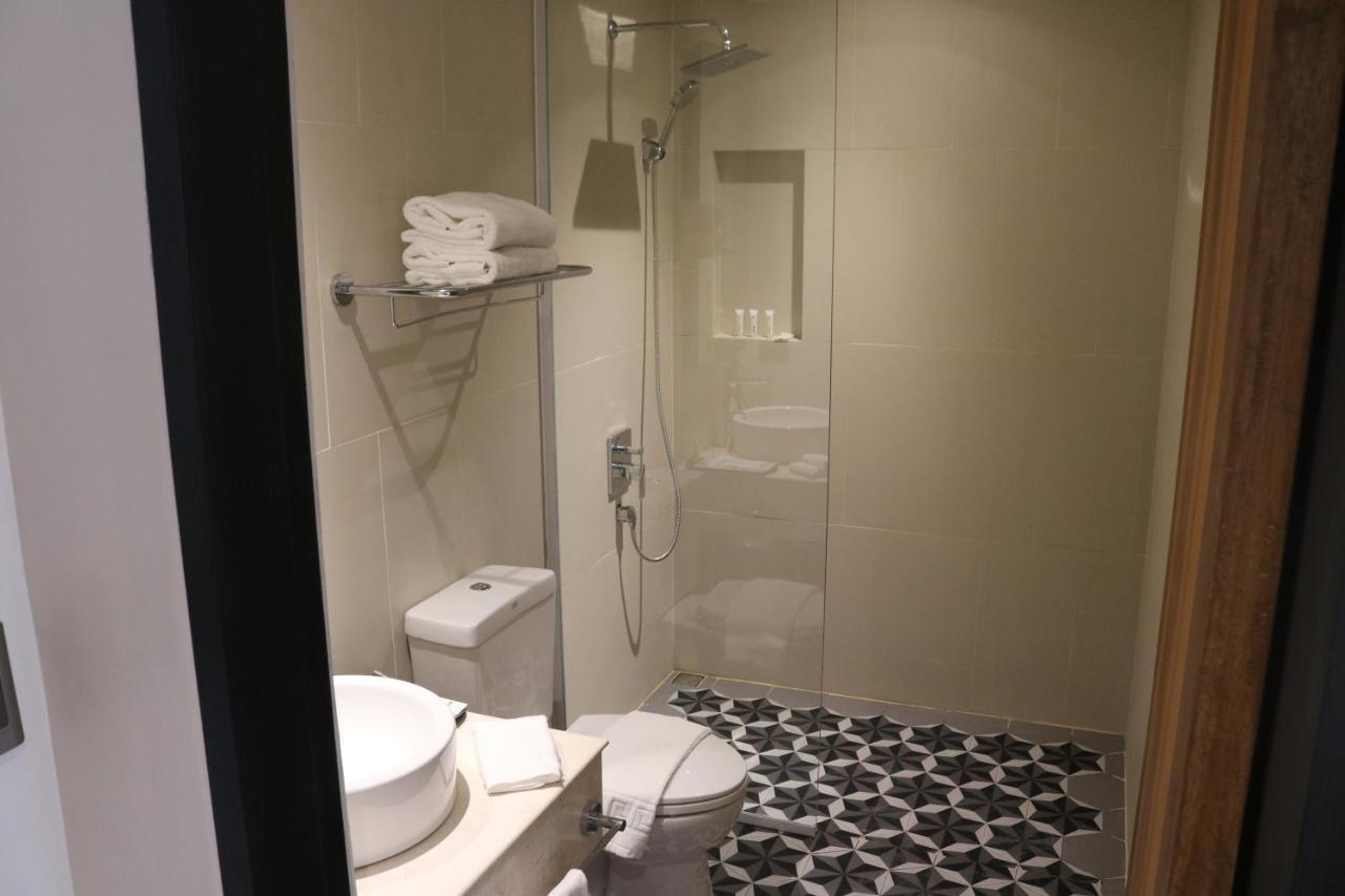 Acacia Hotel Баколод Екстер'єр фото